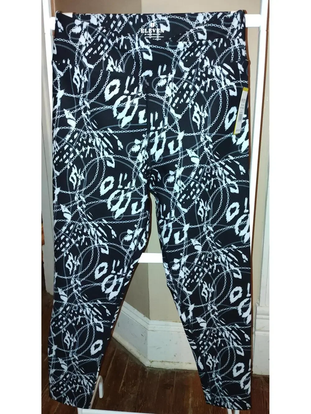 NWT Eleven Venus Williams leggings L 90s girl chain print - Picture 1 of 5
